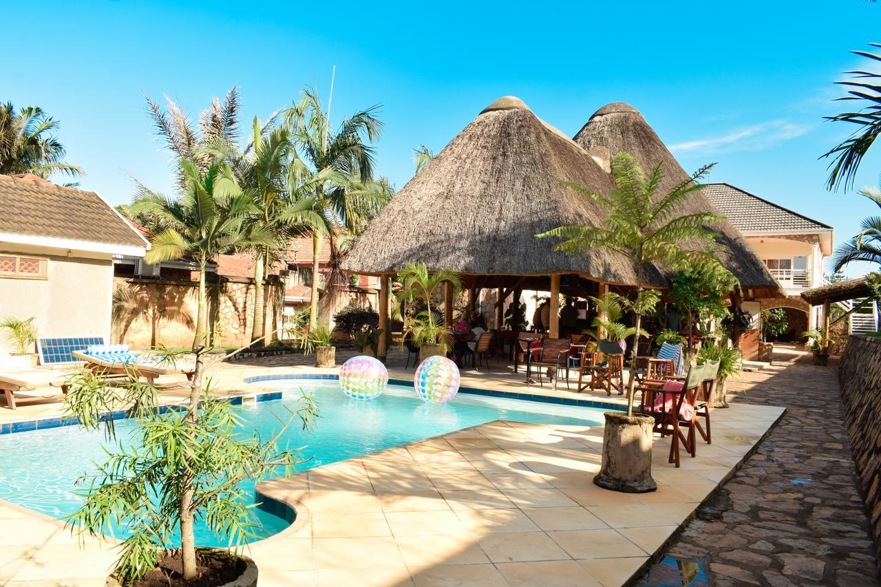 Entebbe Palm Hotel Exterior foto